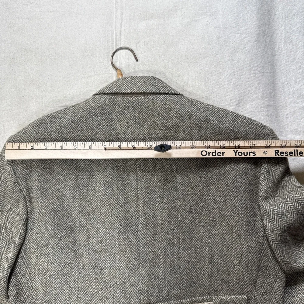 Vintage Harris Tweed Wool Sports Coat 42R? Blazer Herringbone 100% Scottish Wool